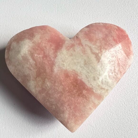 Pink Opal Heart Carving‎ (#8) - Picture 5 of 9
